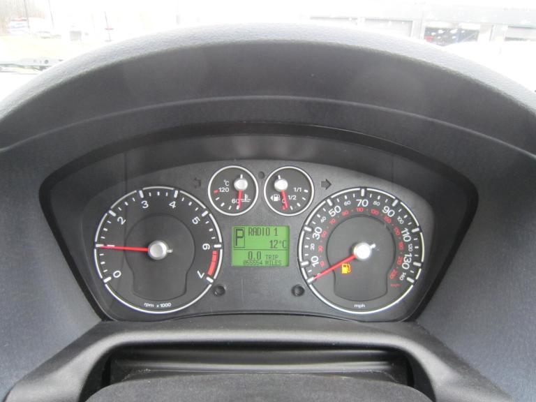 2007 Ford Fusion 1.6 Zetec 5dr Auto [Climate] New MOT included. HATCHBACK Petrol Automatic