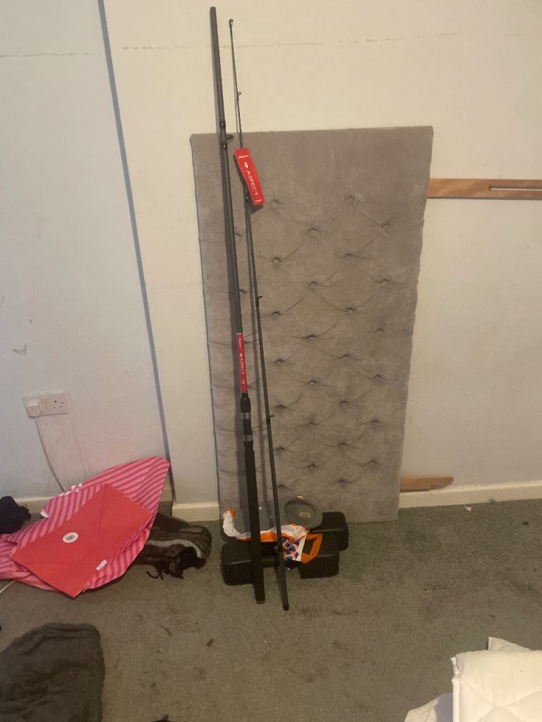 Pair of Fishing Rods – Good Condition