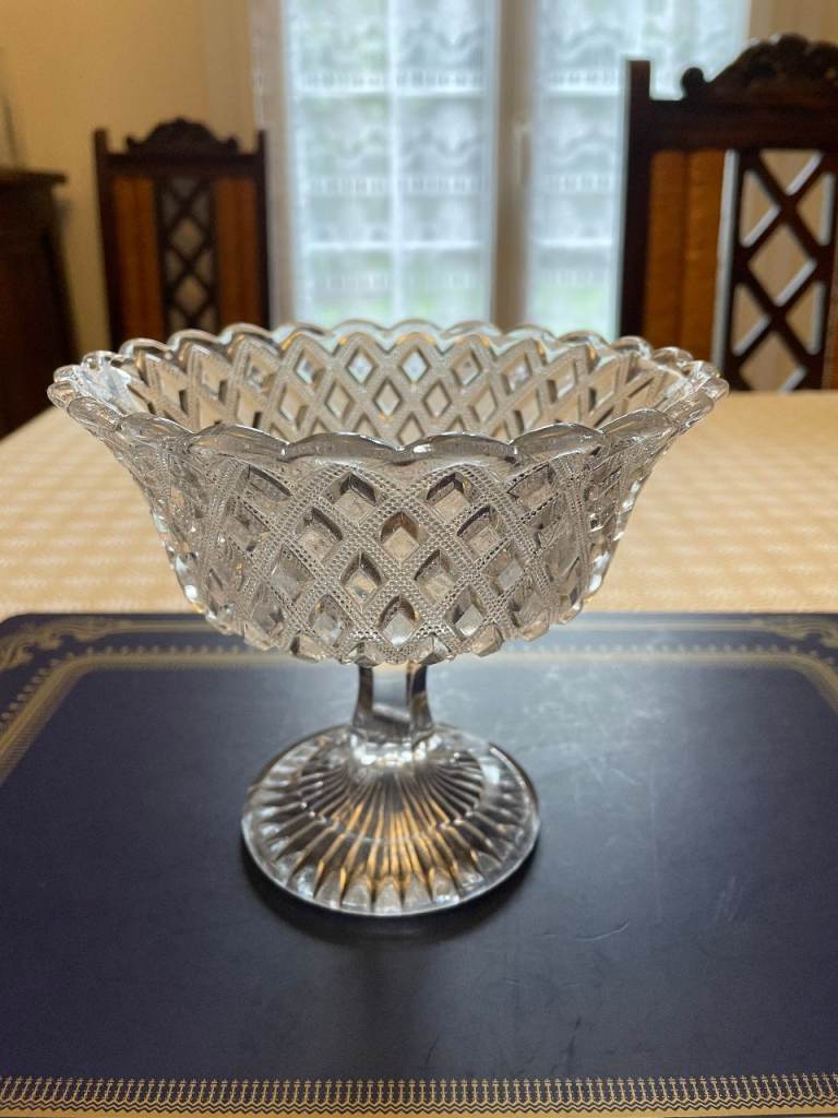 VINTAGE PRESSED GLASS BON BON DISH DIAMOND DESIGN H 14cm W 17cm TOP 10cm BASE