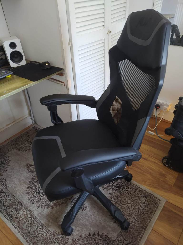 ADX Ergonomic Y 24 Chair : 110£ => 40£ - very good condition (bought 1year ago)