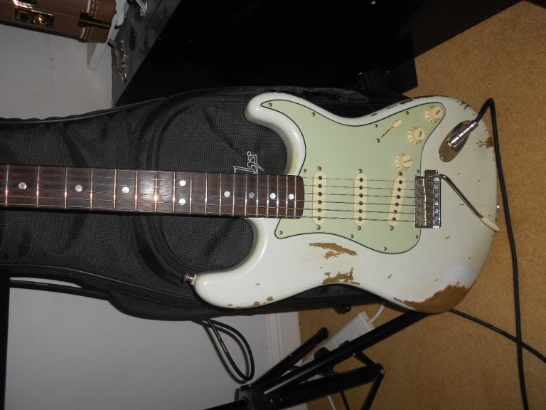fender custom shop 65 stratocaster limited edition looking for swap , for custom shop telecaster 
