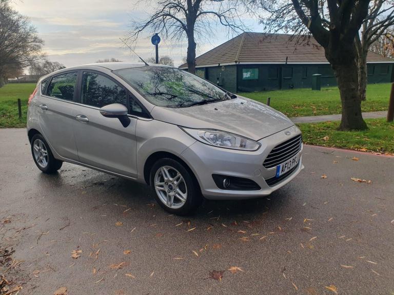2013 Ford Fiesta 1.25 Zetec Euro 5 5dr HATCHBACK Petrol Manual