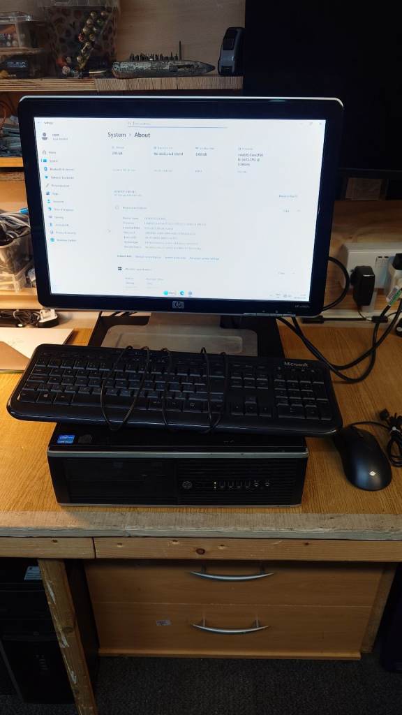HP COMPAQ ELITE 8300 i 5  SFF DESKTOP  PC 