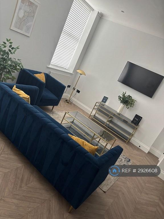 1 bedroom flat in The Salisbury, Scarborough, YO11 (1 bed) (#2926608)