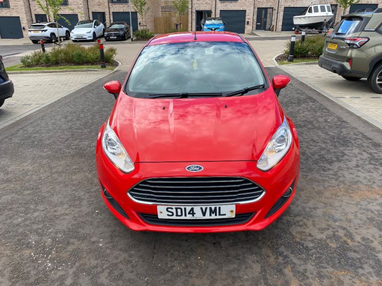 Ford, FIESTA, Hatchback, 2014, Manual, 1241 (cc), 3 doors
