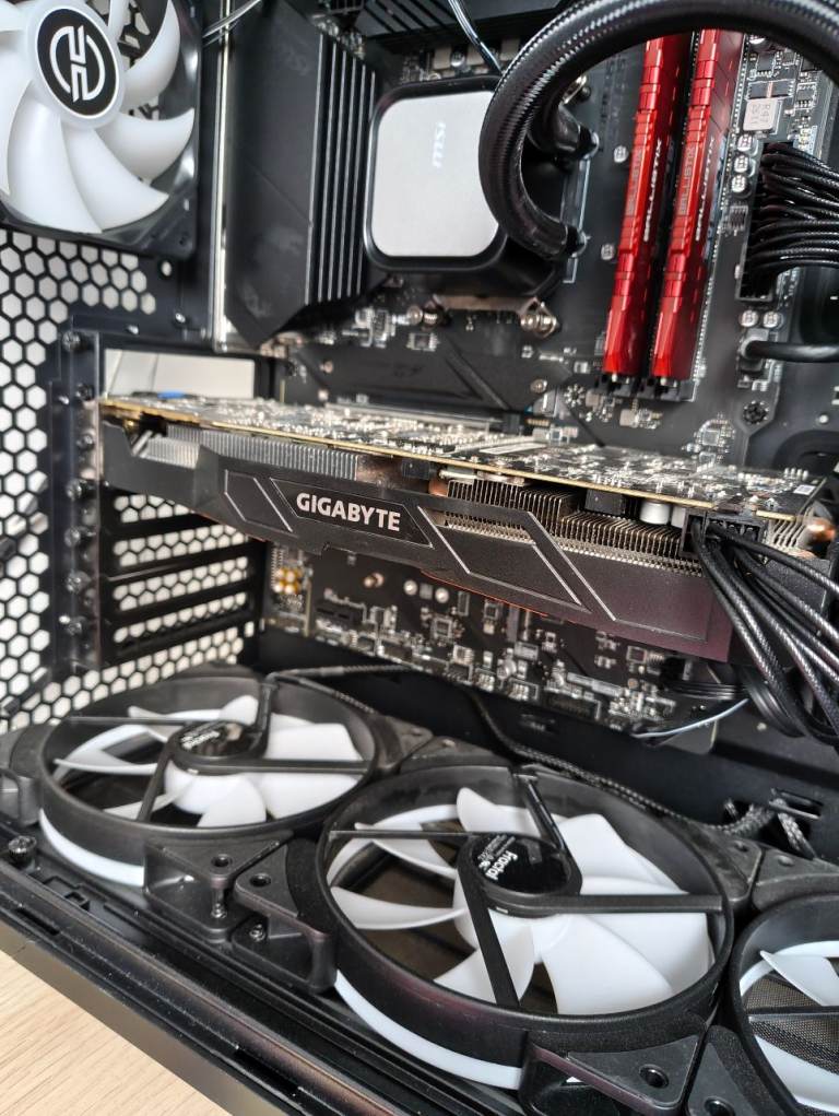 Gigabyte GTX 1070 Graphics Card – Good Working Order