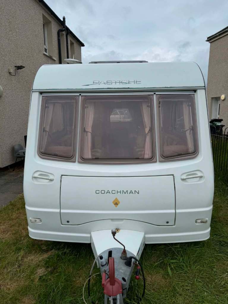 Coachman pastiche 2004/05