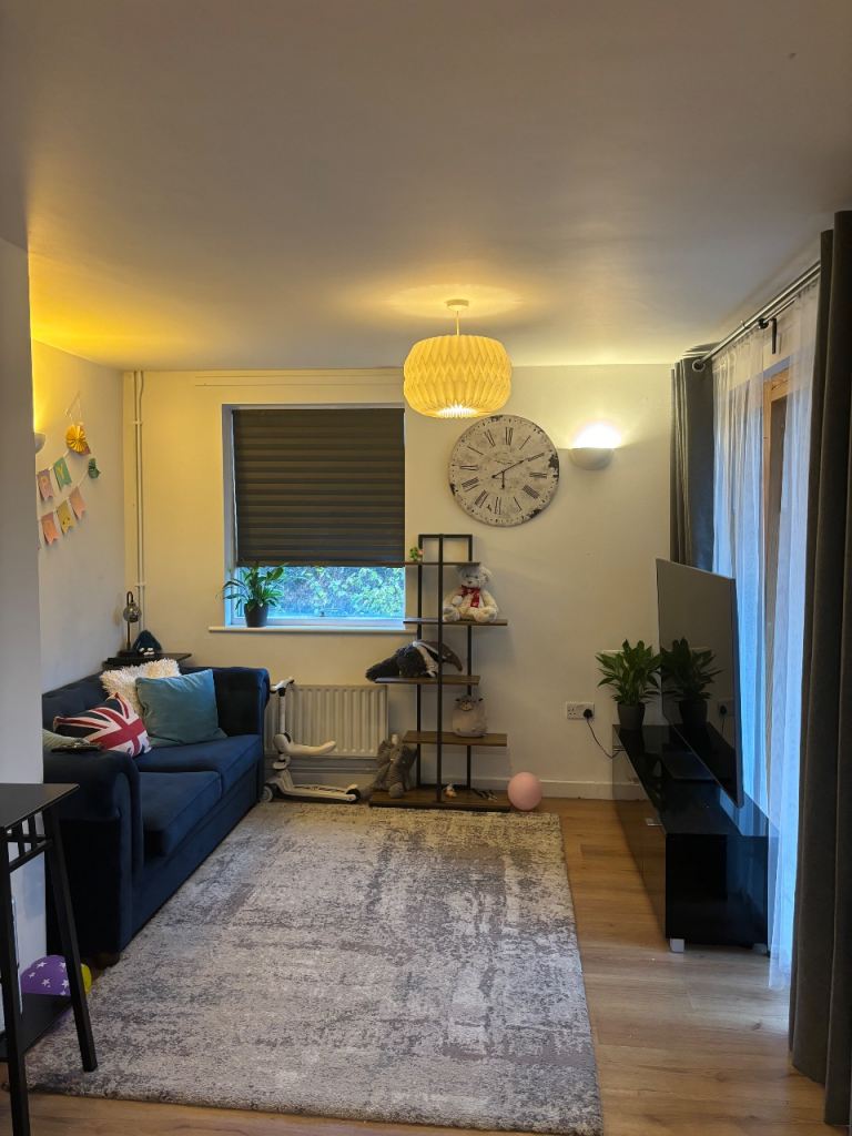 Whole flat with Balcony | Brockley (Zone 2)