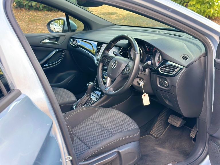 Vauxhall, ASTRA, Hatchback, 2017, Semi-Auto, 1399 (cc), 5 doors