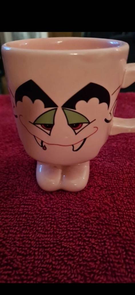 Rare fiendish feet cup 