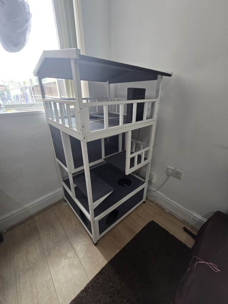 Cat house