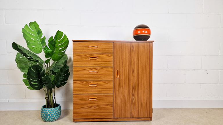 Schreiber Vintage Mid Century Teak Retro Tallboy Chest of Drawers Wardrobe PG078