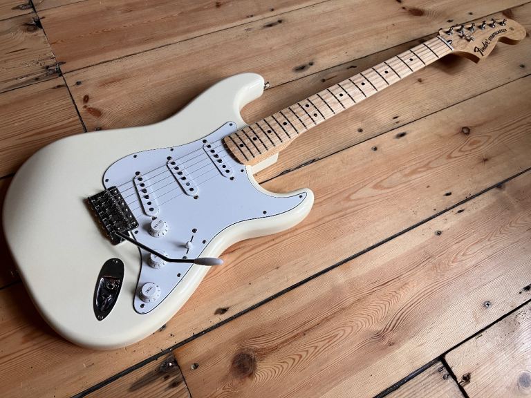 Fender Classic Series '70s Stratocaster Mexico 2013 + Gig Bag
