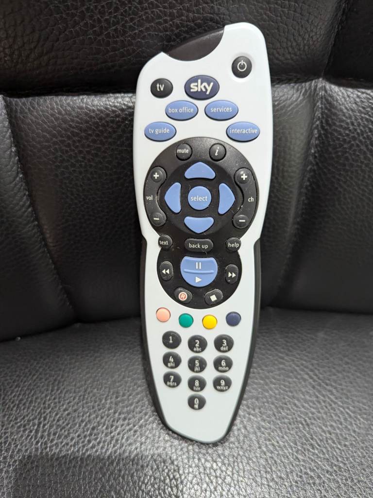 SKY+ PLUS TV REMOTE CONTROL REV 8R URC 1651-00R01 3RC32B-1163 GREY BLACK