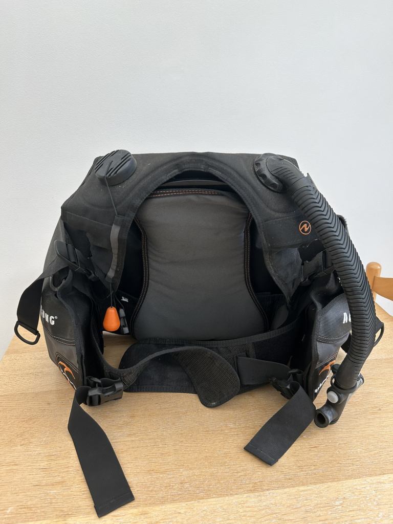 Aqualung BCD