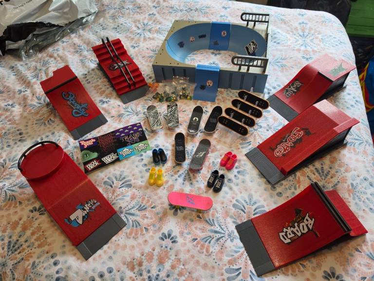Fingerboard Skatepark Ramps and Boards Bundle
