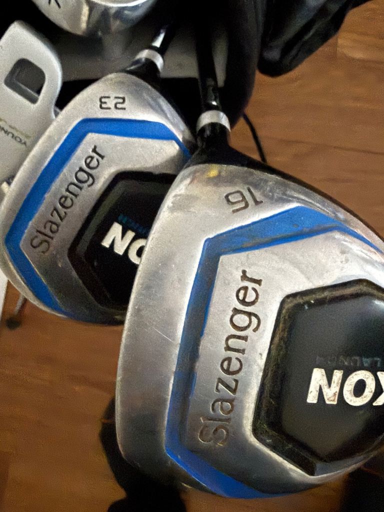 Reduced. Slazenger G50 Junior Golf Set