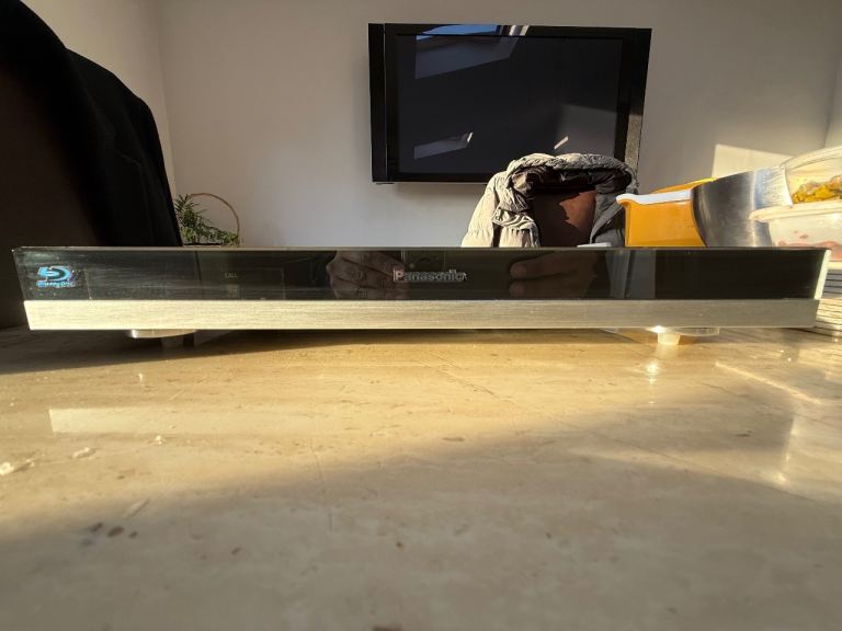 Panasonic BDT500 3D blu ray player 
