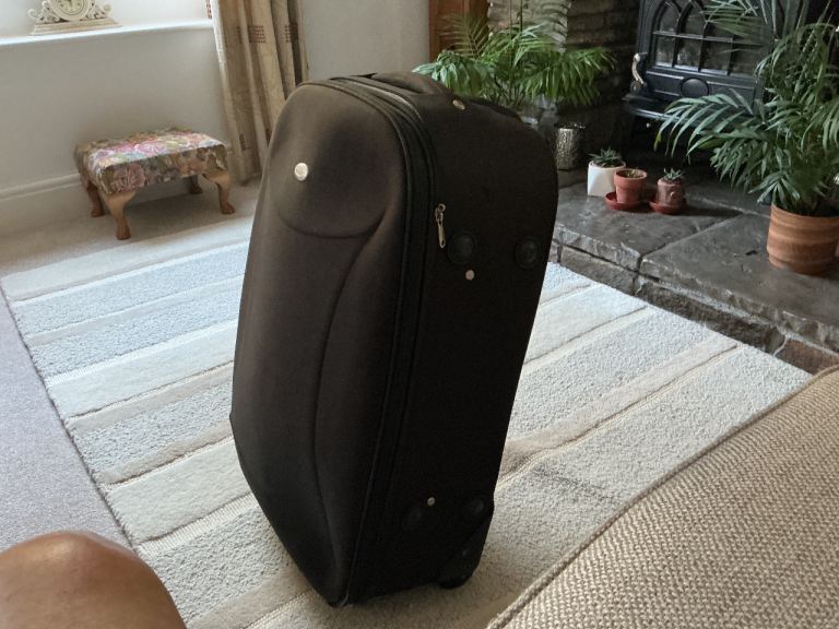 Black Suitcase with 2 Wheels – Good Condition