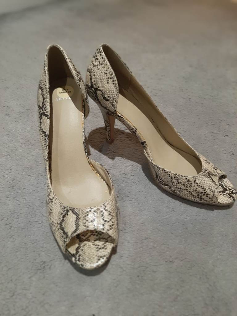 Various shoes / Various colours see pics