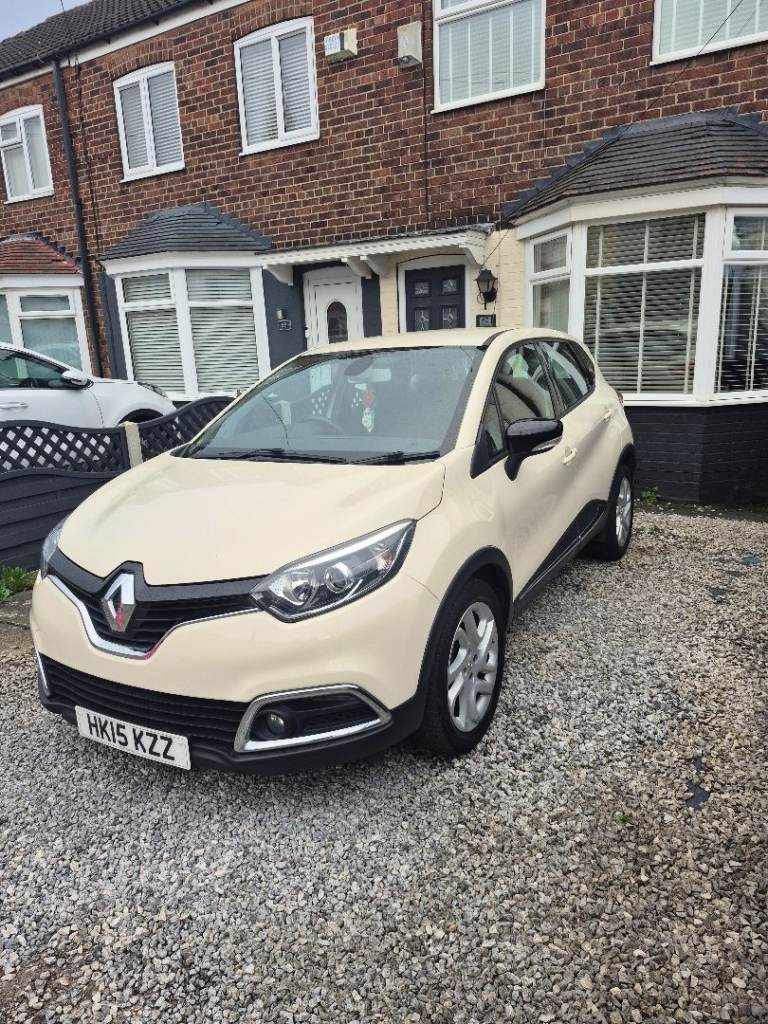 Renault, CAPTUR, Hatchback, 2015, Manual, 1461 (cc), 5 doors