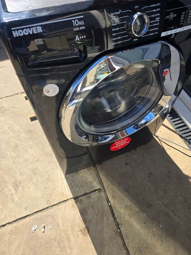 10kg hoover washing machine working order nice and clean comes with water pipe can deliver 