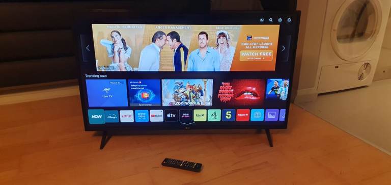 FREE LOCAL DELIVERY LG 43 INCH SMART TV + REMOTE £120 inc DELIVERY OR COLLECTION FROM CHELSEA SW10