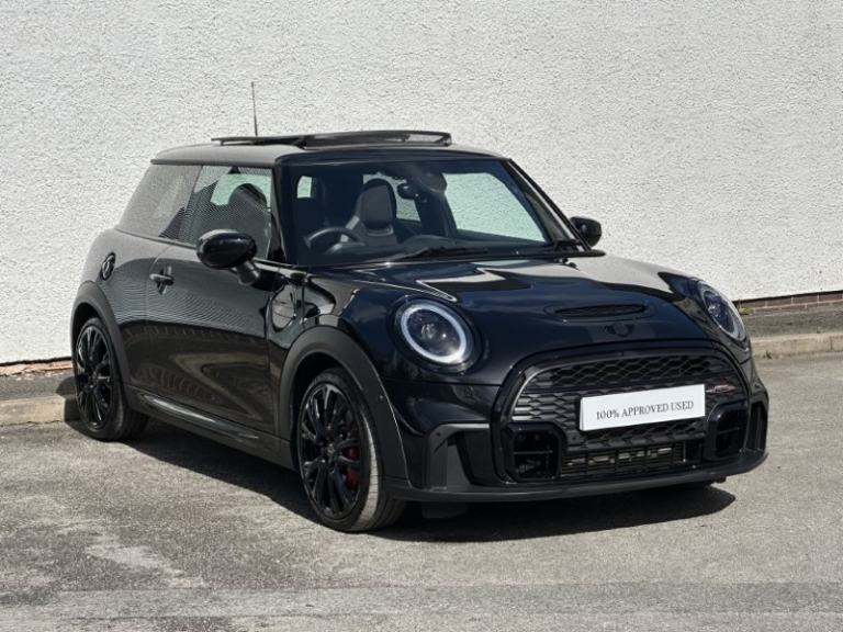 MINI HATCHBACK 2.0 John Cooper Works 1 To 6 Edition 3dr