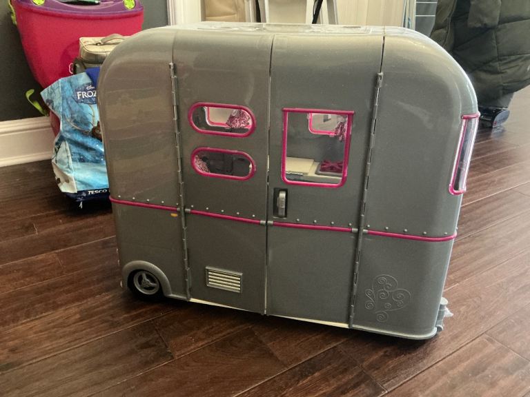Generation Dolls Camper Van 