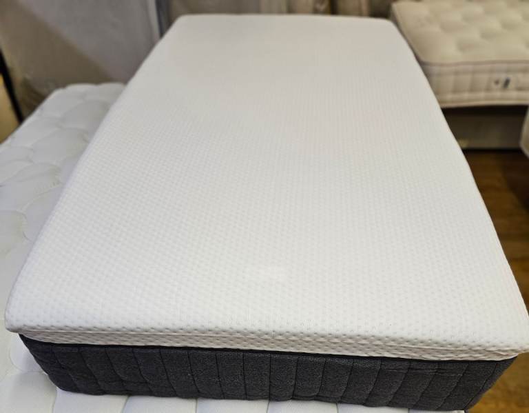 Brand New Emma Next Gen Luxe Cooling Mattress, 3ft Single