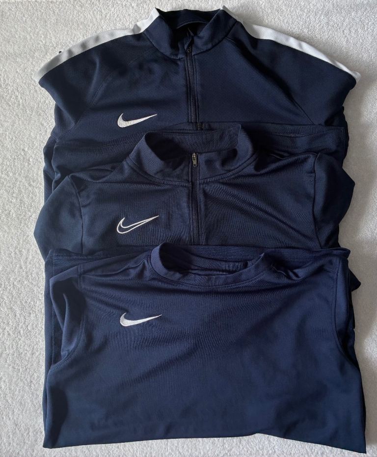 Boys Nike Tops - XL Boys