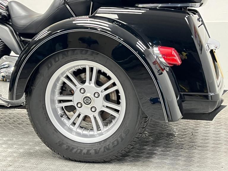 2015 Harley-Davidson Tri Glide 103 Trike - 20,000 Miles