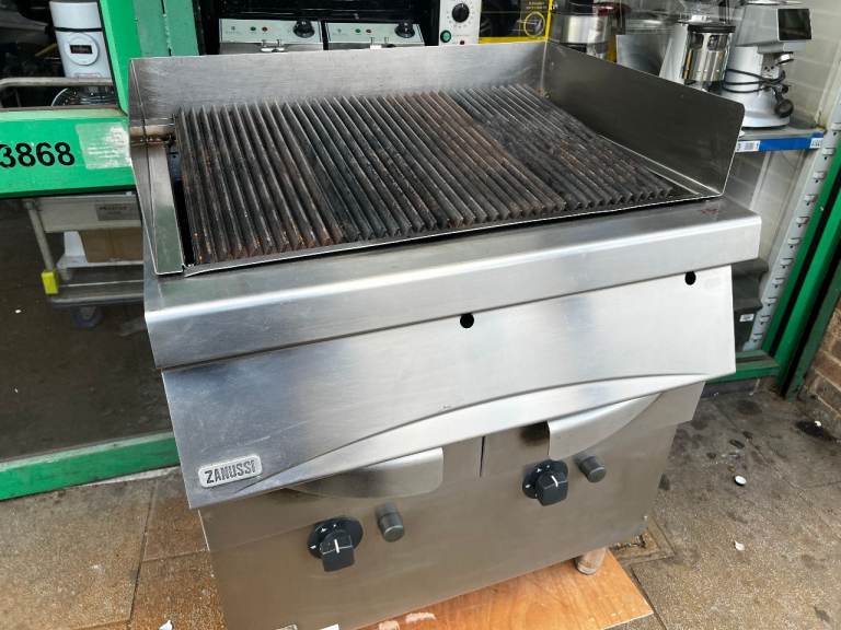GAS COMMERCIAL  CATERING KITCHEN .BBQ KEBAB CHARCOAL KEBAB GRILL FAST FOOD RESTAURANT SHOP 