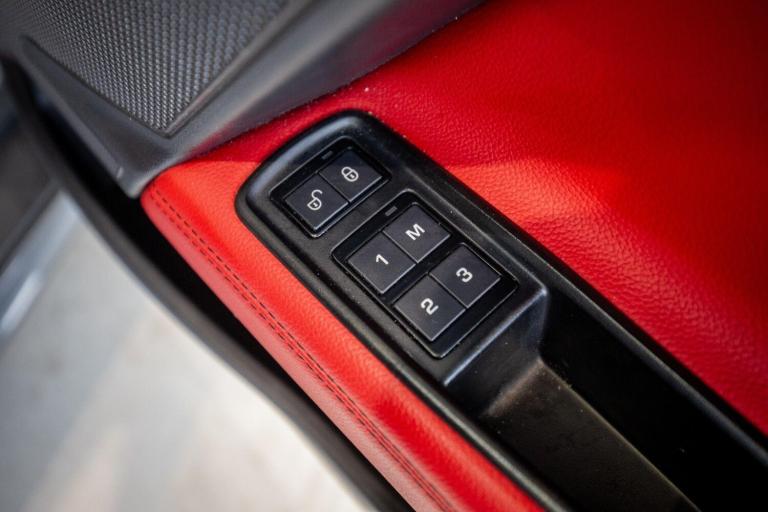 2015 Jaguar XE 2.0d R-Sport Saloon 4dr Diesel Auto Euro 6 (s/s) (180 ps) *Rear Camera + Ke SALOON...