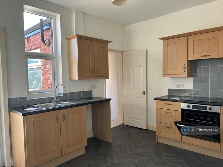 2 bedroom house in Dialstone Lane, Stockport, SK2 (2 bed) (#2929692)