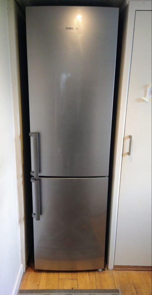 Samsung Fridge Freezer - Can deliver to