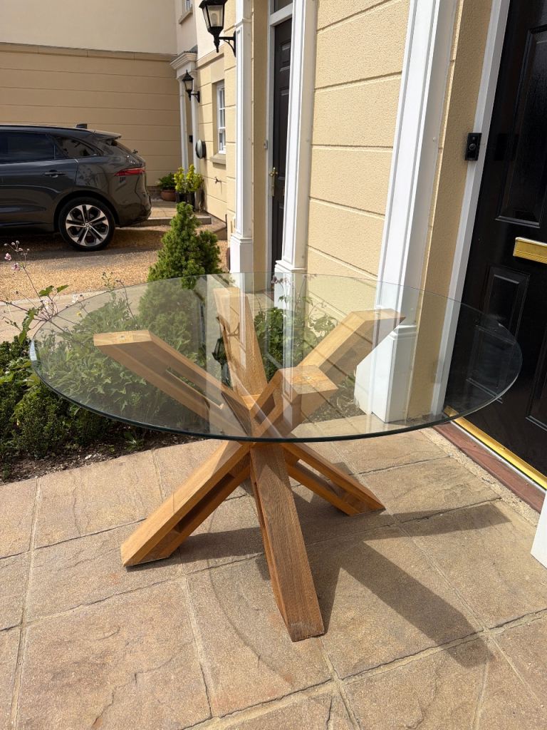Glass Top Dining Table with Solid Oak Wooden Base – Good Condition