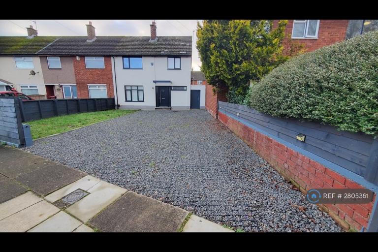 3 bedroom house in Holland Road, Halewood, Liverpool, L26 (3 bed) (#2805361)