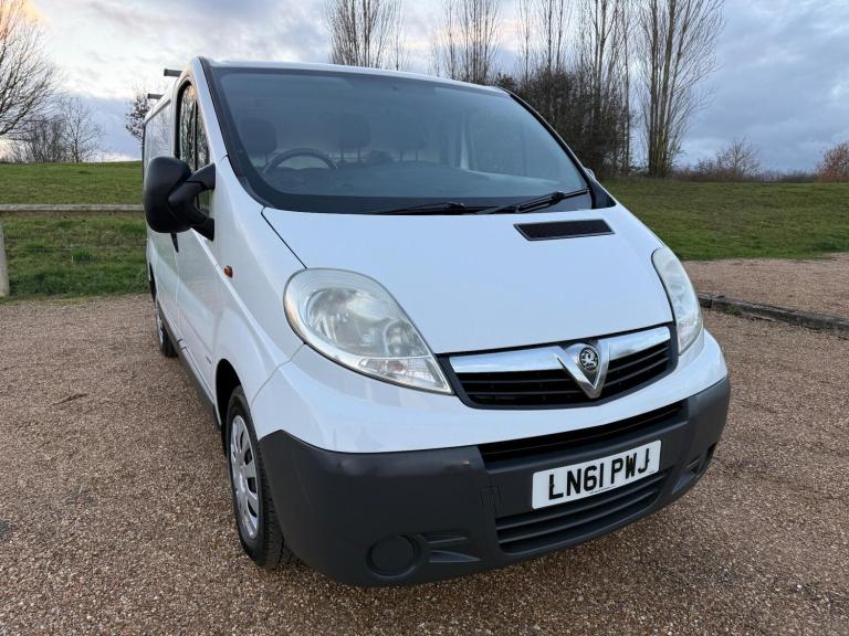 2011 Vauxhall Vivaro 2.0 2900 CDTi FWD L1 4dr PANEL VAN Diesel Manual