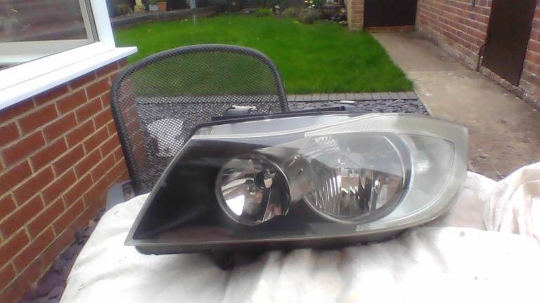 BMW Near side Headlight