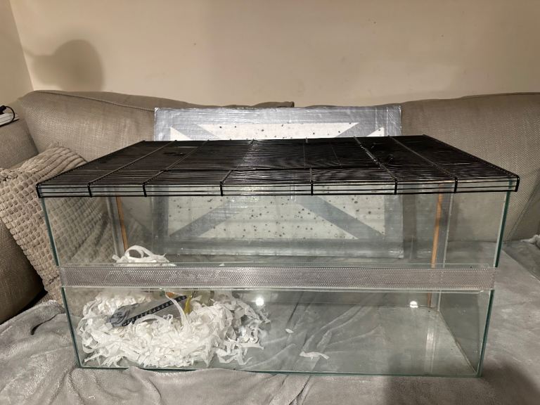 Gerbilarium / hamster cage