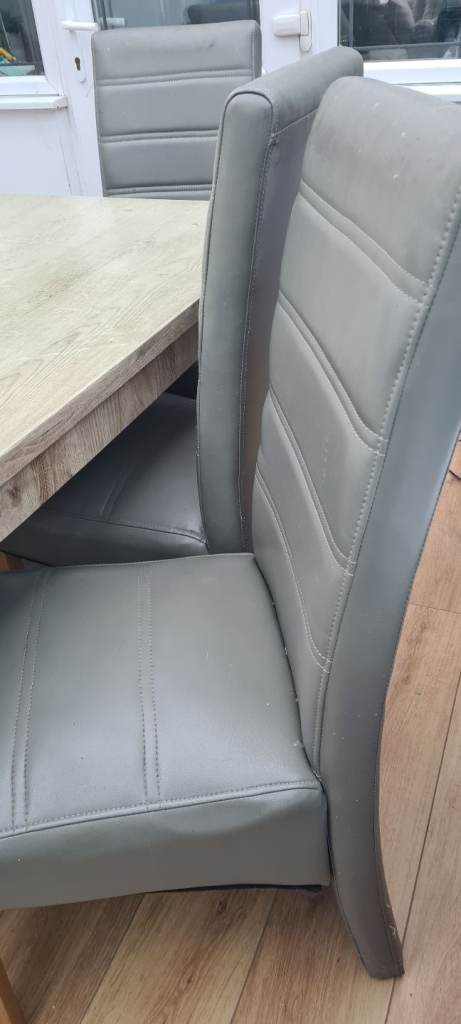 Dining table and 6 chairs