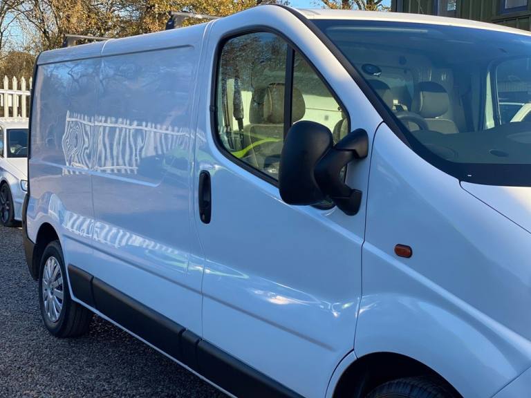 2013 Vauxhall Vivaro 2.0CDTI [115PS] Van 2.9t Euro 5 PANEL VAN DIESEL Manual