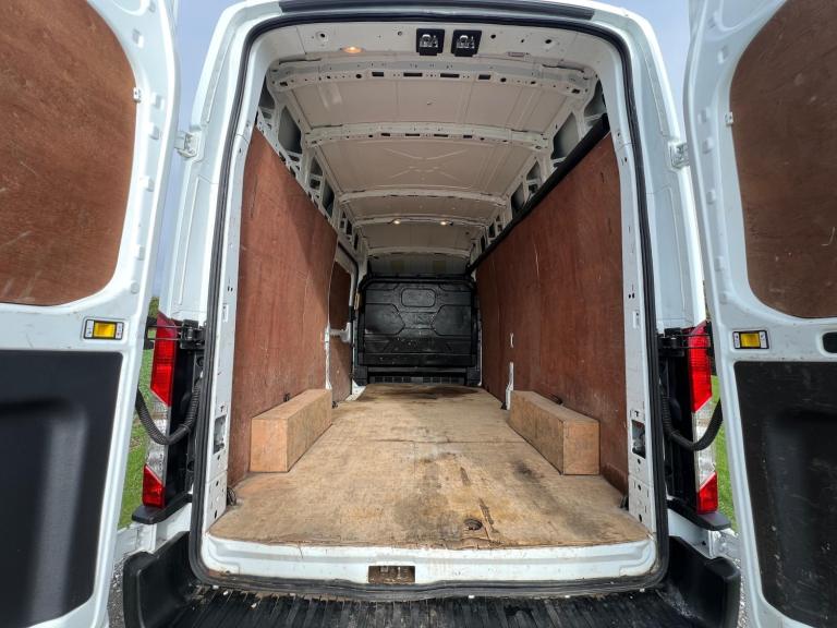 FORD TRANSIT 2.0 Transit Leader Van 350 L3 2.0L 130PS RWD 6 Speed Manual UTILITY