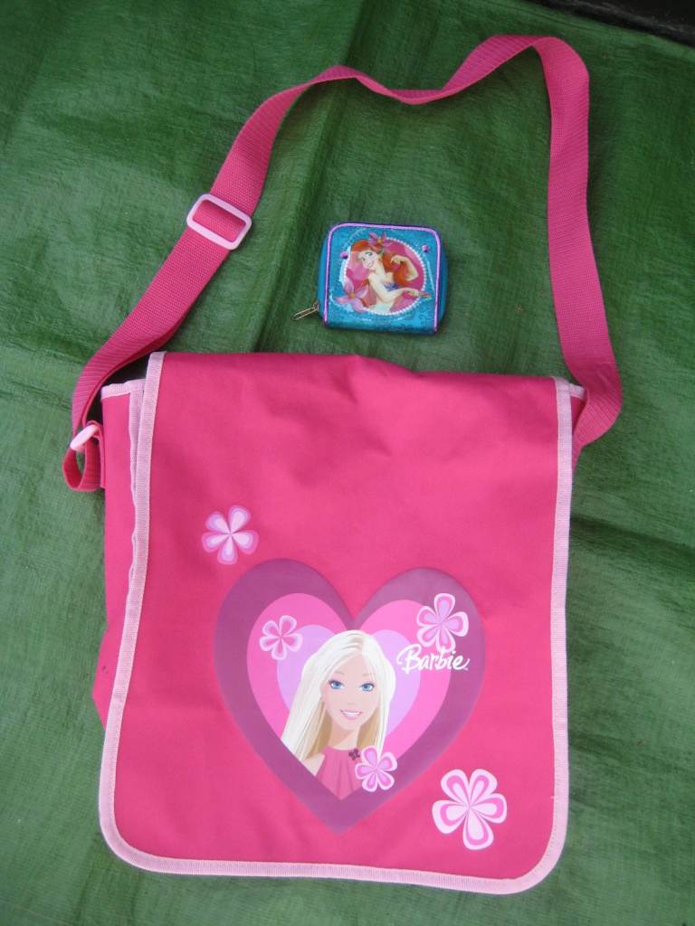 Barbie Messenger Bag with Adjustable Shoulder Strap for £5 and a Barbie Purse for £3 or 2 for £7