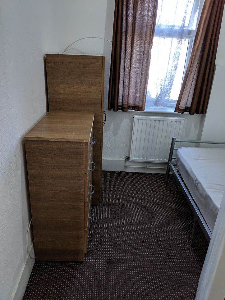 Lovely  Singe Room with Bills £525