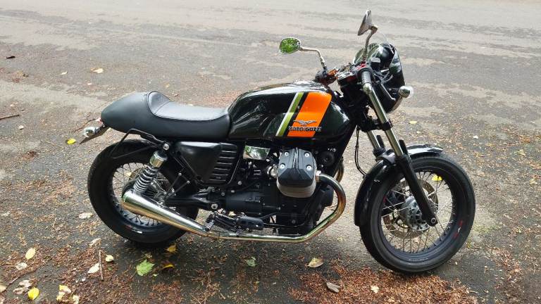 Moto Guzzi, V7 II, 2016, 744cc (PRIVATE REG, CAFE RACER, UNIQUE!)
