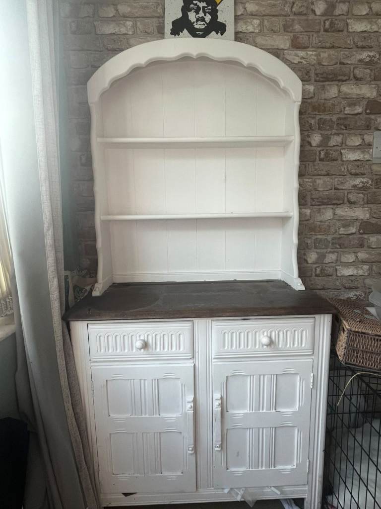 Welsh dresser