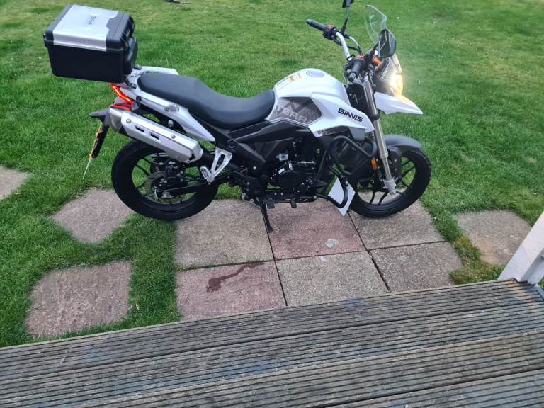 Sinniss Terrain 125cc