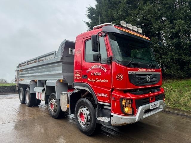 2012 12 Volvo FMX 380 8x4 Boweld steel tipper auto air con
